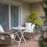 Apartman Historical In The Heart Of *
