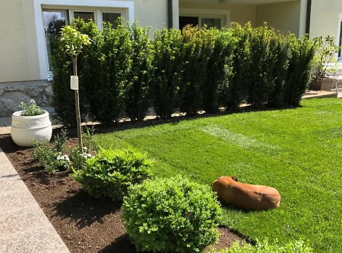 Historical In The Heart Of 公寓