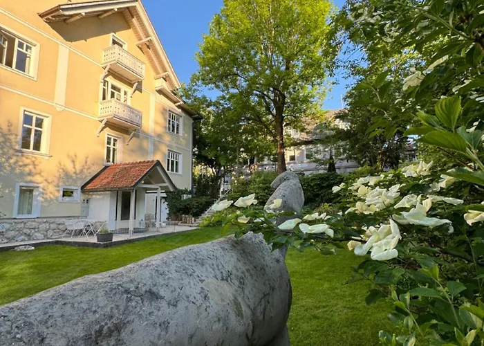 公寓 Historical In The Heart Of